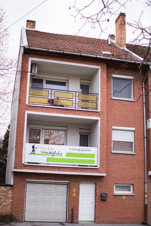 Vandor Vendeghaz Szeged Luaran gambar